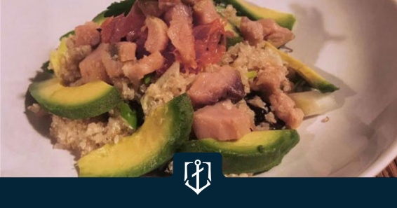 Вечерна купа с киноа и паламуд